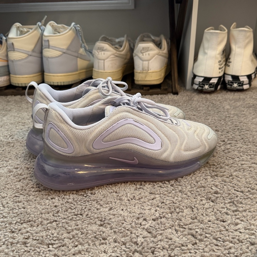 Nike Air Max 720 Women’s Size 9 Purple Haze